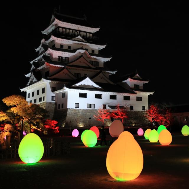 チームラボ福山城光の祭の風景